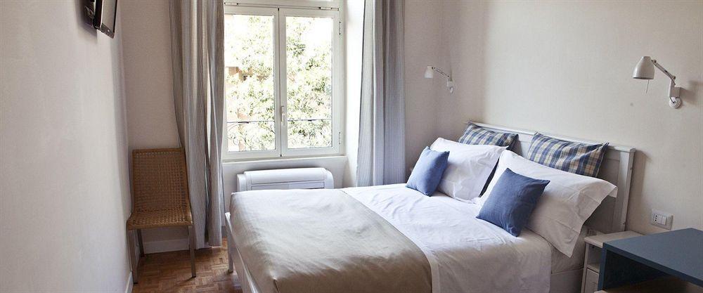 Residenza I Rioni Guesthouse Roma Exterior foto